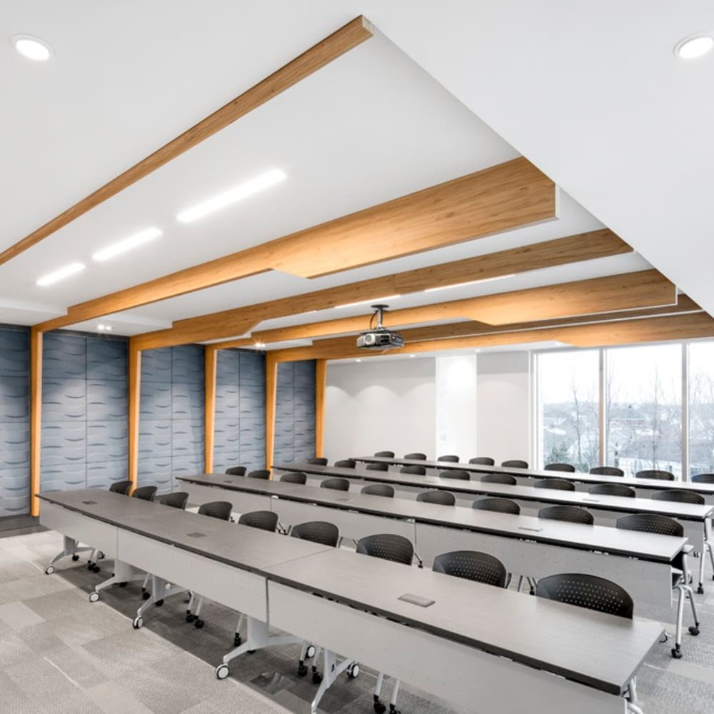 Conference Room | Centre Dentaire St-Onge | La Prairie Dentist